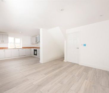 2 bedroom detached house to rent - Photo 3