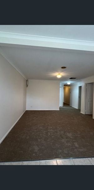 2-Bedroom home in prime Thornbury location - Photo 1