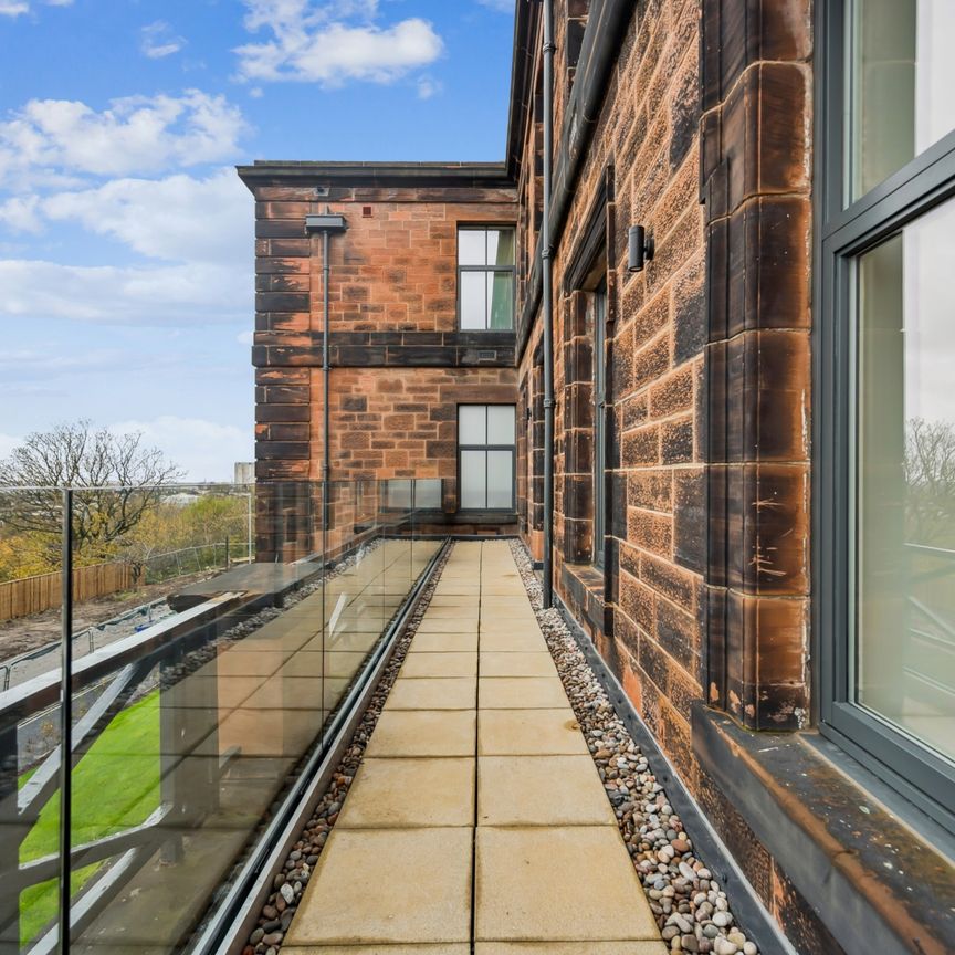 School Drive - Photo 1