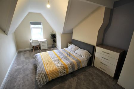 Belle Vue Road, Hyde Park, LS3 1HF, Leeds - Photo 5