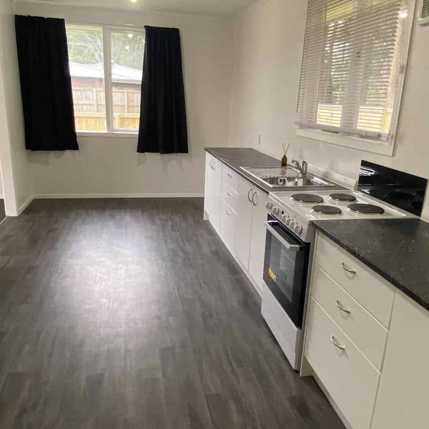 15c Anzac Avenue - Photo 1