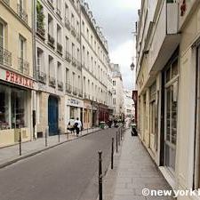 Logement à Paris, Location meublée - Photo 1