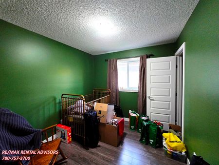 UPPER 11235 52 Street Northwest - Photo 4