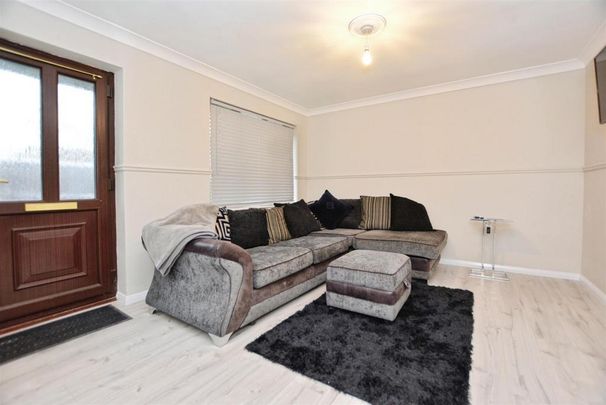 2 bedroom semi-detached house to rent - Photo 1