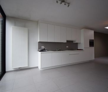 NETTE RIJWONING MET AUTOSTANDPLAATS - Photo 6