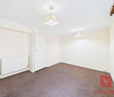 Silver Street, Newport Pagnell, MK16 - Photo 4