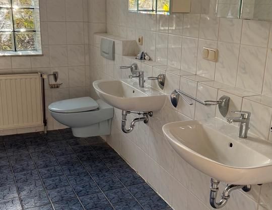 Übach Zentrum, Wohnung ab 01.12.2025 zu vermieten. - Foto 1