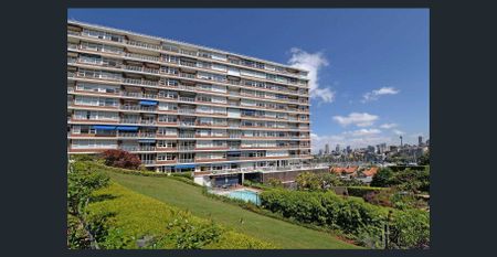 Harbourside Living with Iconic Views – Lifestyle & Location in One - Photo 3