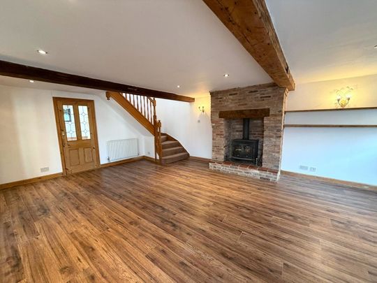 3 bedroom barn conversion to let - Photo 1