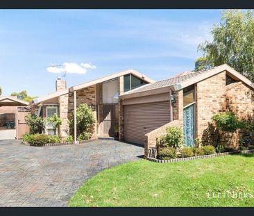 Ideal and Spacious Family Living - Photo 1