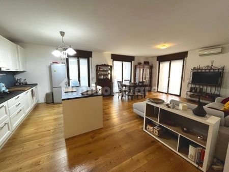 Appartamento ottimo stato, piano rialzato, Centro, Pescantina - Photo 5