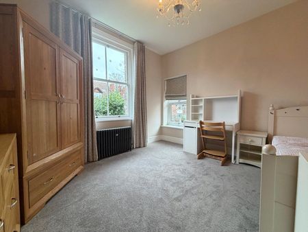 Raynham Avenue, Didsbury, Manchester, M20 6BW - Photo 5