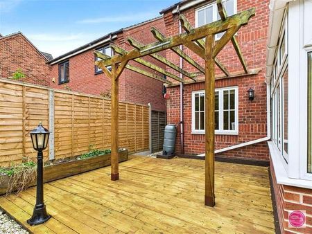 Home Farm Court, Castle Gresley, DE11 - Photo 2