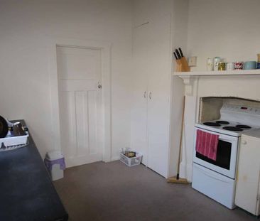 3-Bedroom Residence on Carroll Street - Photo 3