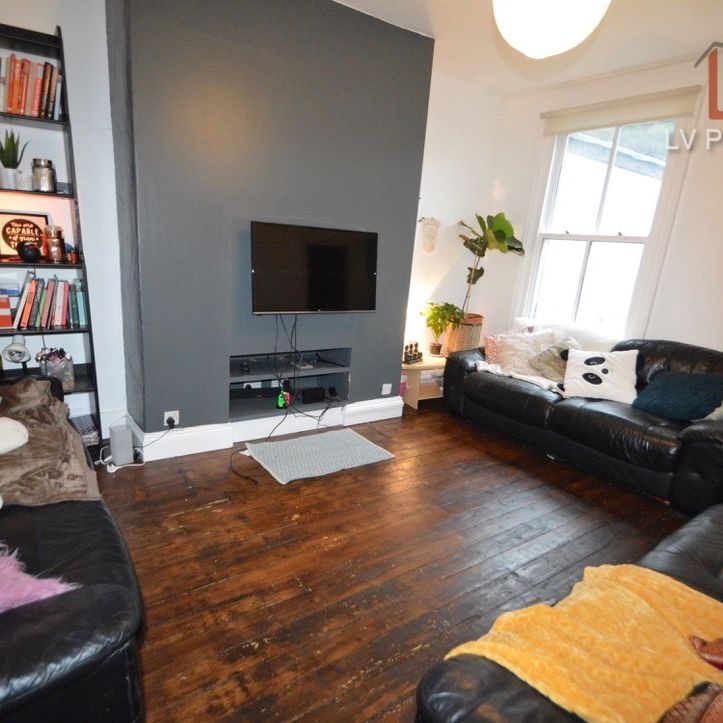 Rochester Terrace - Photo 1