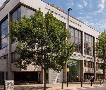 Lampton Road, Hounslow, TW3 - Photo 1