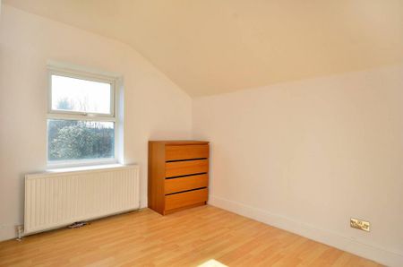 4 bedroom flat to rent - Photo 5