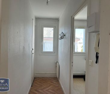 Location Appartement 2 pièces 44m² ST NAZAIRE 44600 - Photo 4