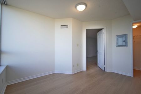 For Lease - 3 Rean Drive Unit# 1306, Toronto, Ontario - Photo 4