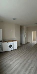 Appartement à louer 2 pièces 46m² - Photo 3