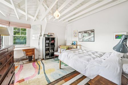 5 bedroom detached house to rent - Photo 4