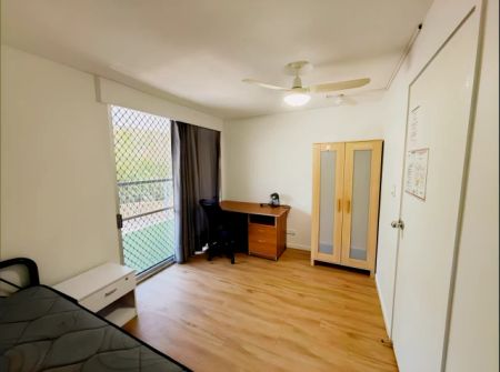 77 Sir Fred Schonell Dr, Brisbane - Photo 3