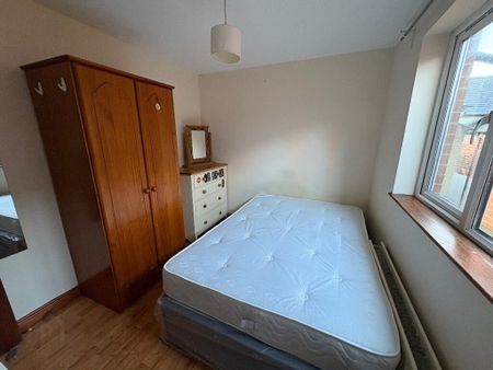 16 Melrose Street, Lisburn Road, Belfast, BT9 7DN - Photo 3