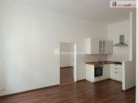 Velmi hezký byt 2+kk po rekonstrukci, Praha 2 – Nové Město - Photo 1