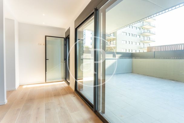 Newly built apartment for rent in Finestrelles - Photo 1