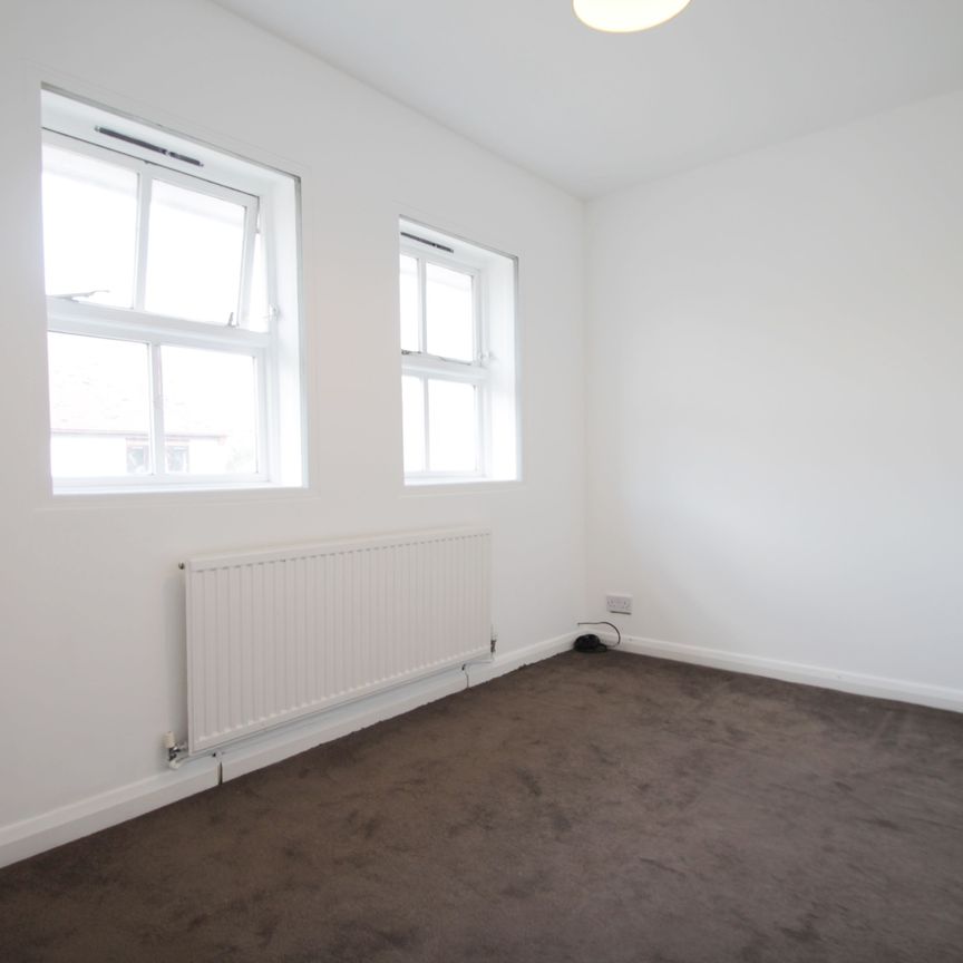 2 bedroom cottage to rent - Photo 1