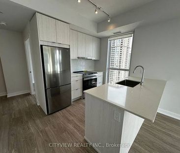 Burnhamthorpe/Confederation Brand New 2Bdrm Modern Kitchen Lrg Balcon - Photo 2