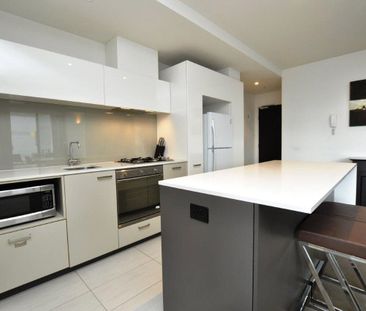 2701/200 Spencer Street - Photo 2