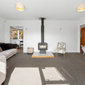 JOANNE CRESCENT - Photo 2