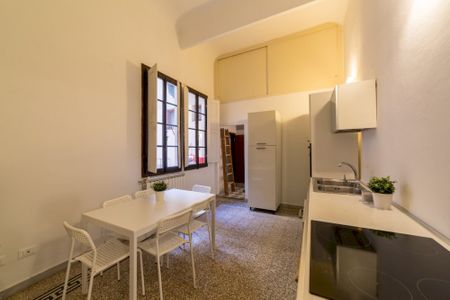 Bright room in Borgo Ognissanti - Photo 2