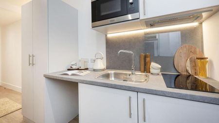 Studio to rent - Photo 5