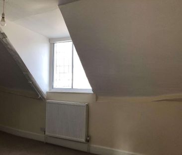 2 Bedroom Terraced property in York City Centre - Photo 5