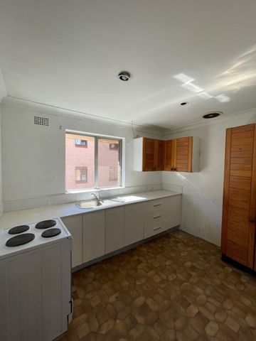 2 Bedroom Unit - Photo 2