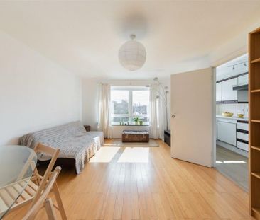 1 Bed Flat, Regent Square, E3 - Photo 1
