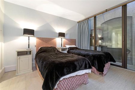 5 bedroom mews to rent - Photo 5