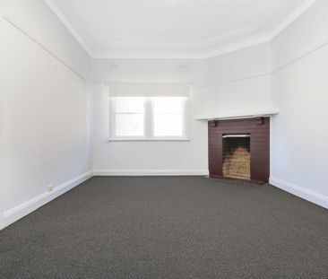 18 Woodhill Street, Fairy Meadow, NSW 2519 - Photo 5