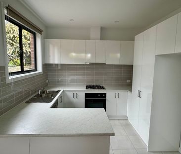 MODERN 2 BEDROOM UNIT - Photo 4