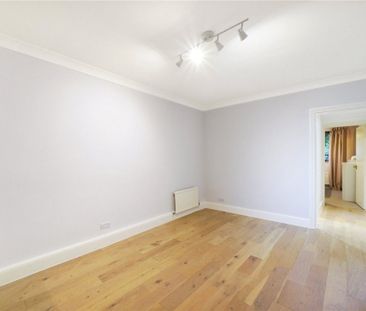 Lyncroft Gardens - Photo 5