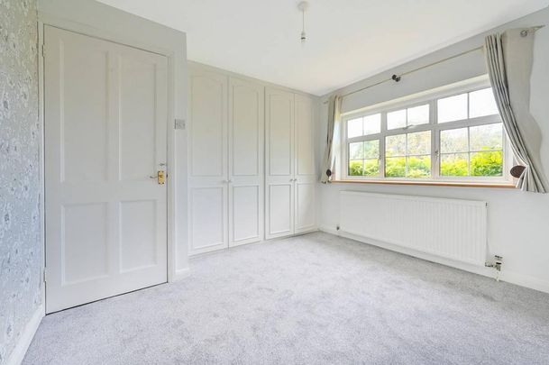 5 bedroom house to rent - Photo 1