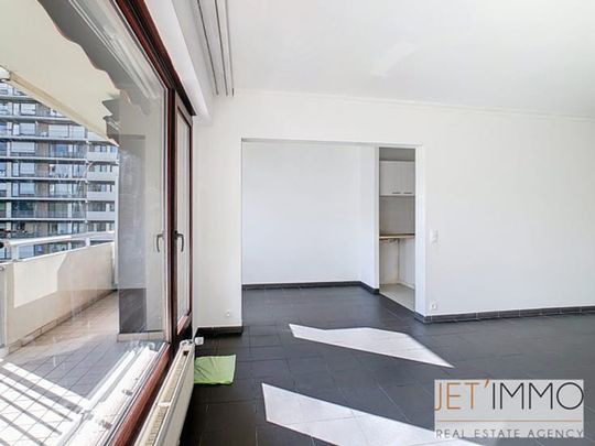 Appartement te huur - Photo 1