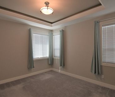 1091 Lariat Drive - TOP FLOOR - Photo 4