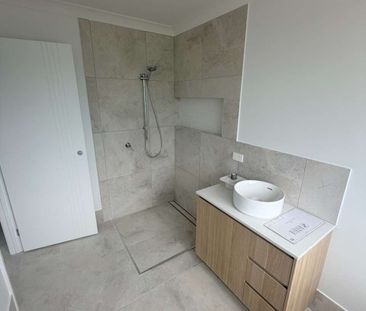 Flagstone - Photo 4