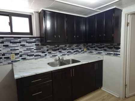 For Lease - 6 Galewood Drive, Toronto, Ontario - Photo 4