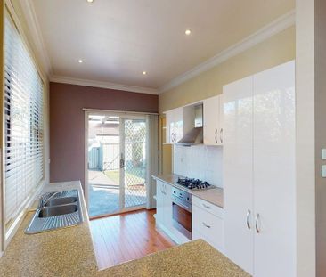 17 Reay Street, Hamilton NSW 2303 - Photo 5