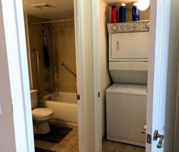 For Lease - 3650 Kingston Road Unit# 415, Toronto, Ontario - Photo 1