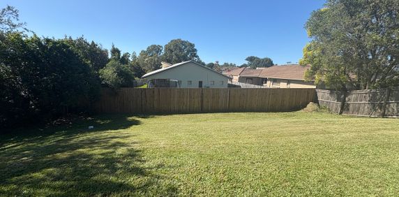 Spacious Inside and Out!! - Photo 2